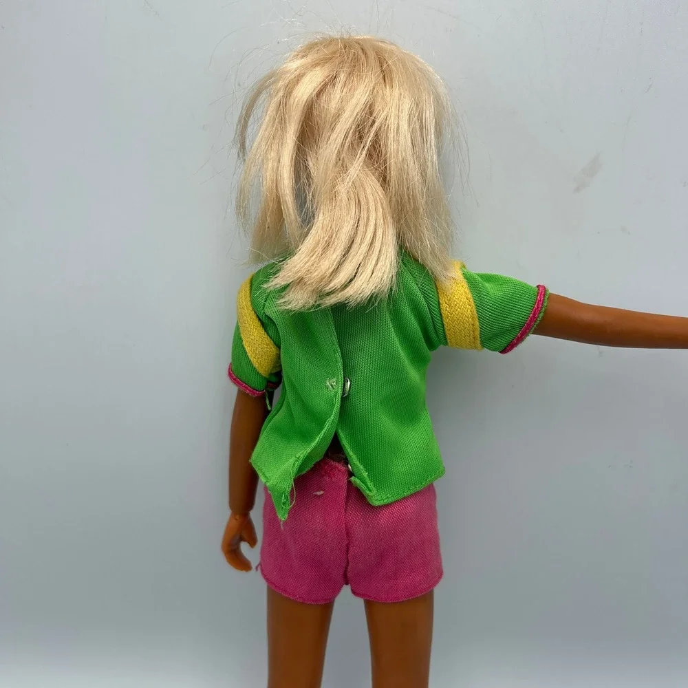 Vintage 1974 Kenner Dusty Softball Champion 70s Action Doll 11.5